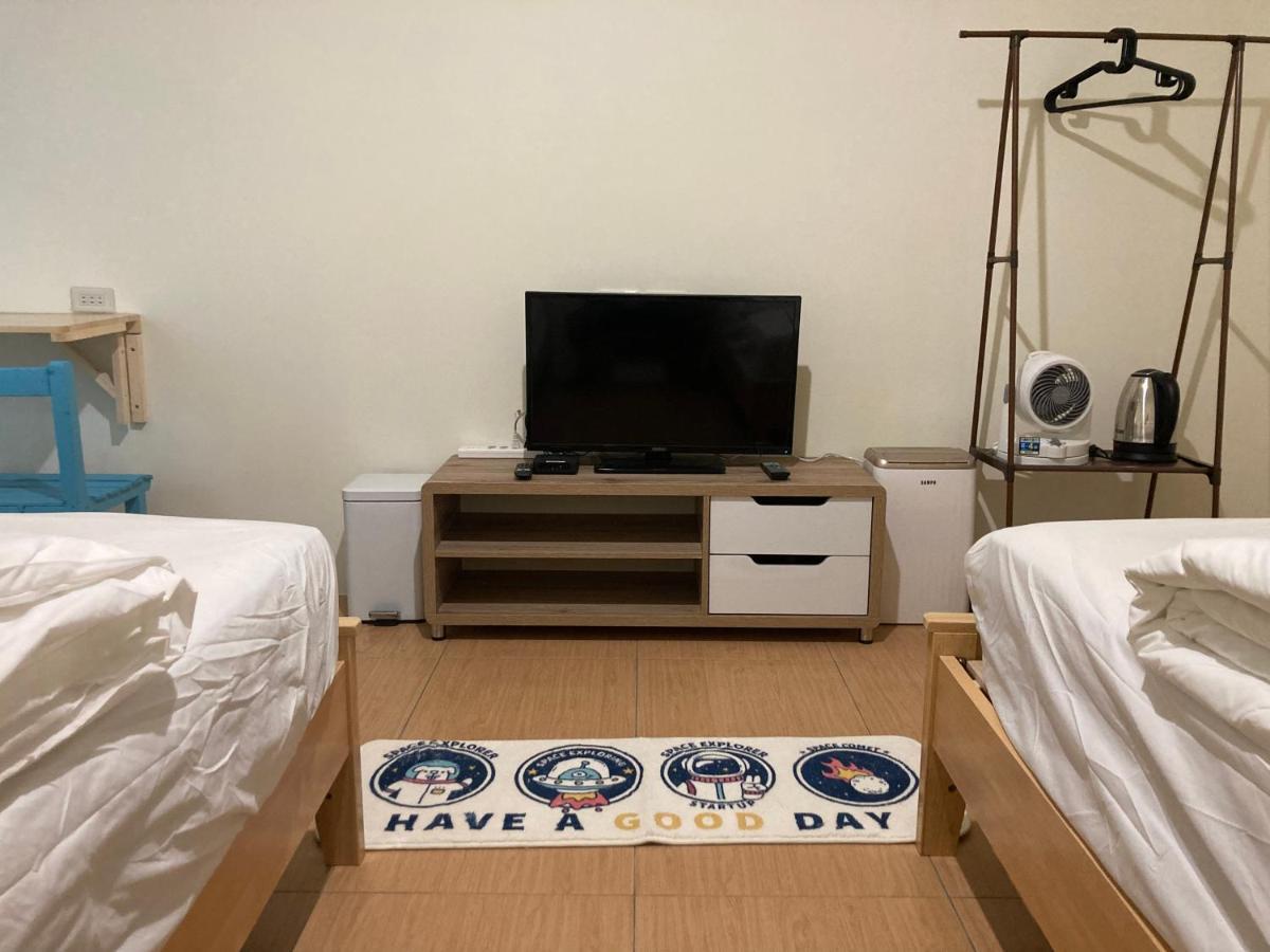 老老街 誠君民宿 เฟิ่นฉี่หู ภายนอก รูปภาพ